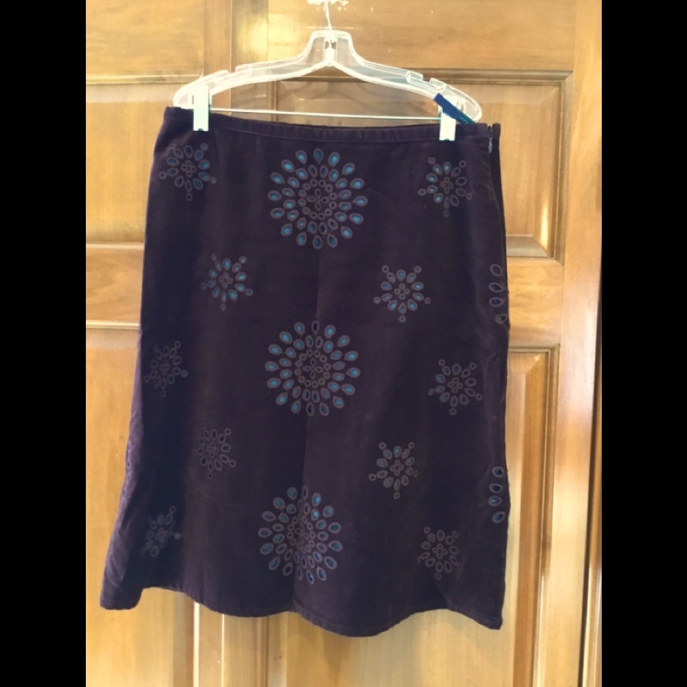 Boden Luxe Velvet Skirt. Eu 10. US 6